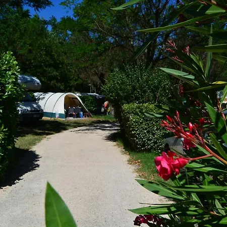 International Ardeche 萨拉瓦斯