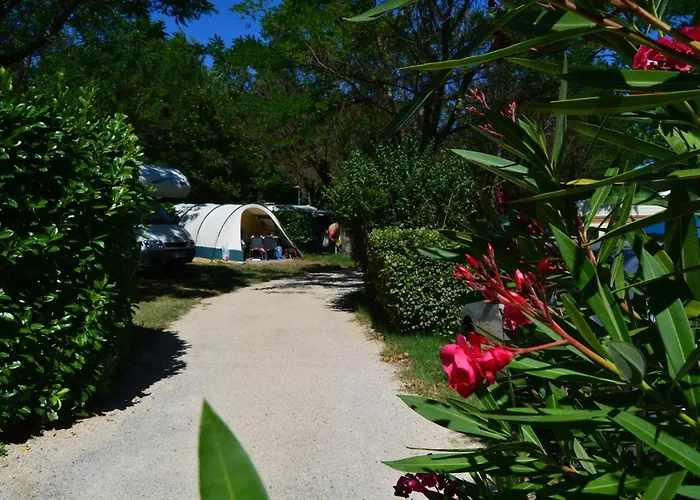 International Ardeche 萨拉瓦斯